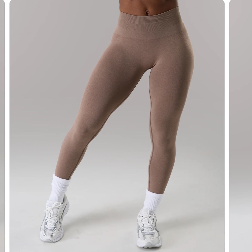 Pump alphalete leggings